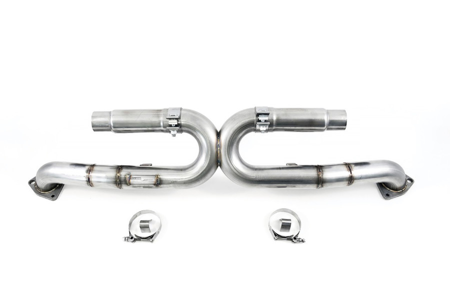under cra shot of the pse valve setup on awe upgrade exhaust for 991