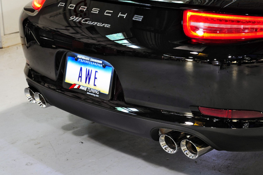 under cra shot of the pse valve setup on awe upgrade exhaust for 991