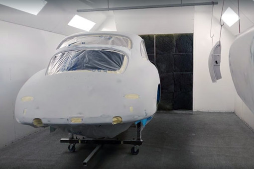 Porsche restoration by Pete's Custom Coachbuilding - 911 body ready for paint