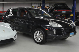 SST Auto provides repair and maintenance service for Cayenne Macan and Panamera