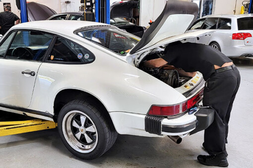 Porsche mechanics at Griffin Motorwerke, a leading Porsche repair shop near Berkeley, CA, specialize in Porsche repair and maintenance.