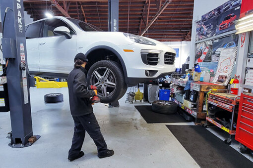 Independent Porsche repair shop Griffin Motorwerke offers maintenance services for all Porsche cars near Berkeley, CA.