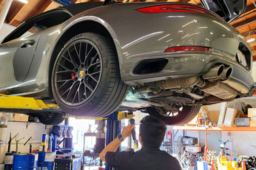 Porsche 911, Boxster, Cayman, Cayenne, Panamera and Porsche Macan repair and maintenances services by mechanics at Griffin Motorwerke near Berkeley, CA.