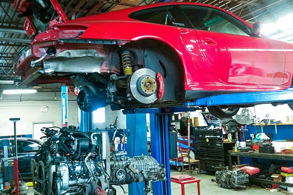 Porsche Repair Shop near Cary, IL, Manfred's Import Auto specializes in Porsche repair, maintenance and tuning.