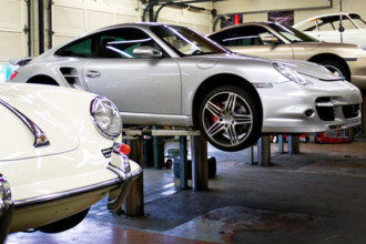 Independent Porsche Mechanics Desi Auto Care a leading Porsche repair shop in New Jersey