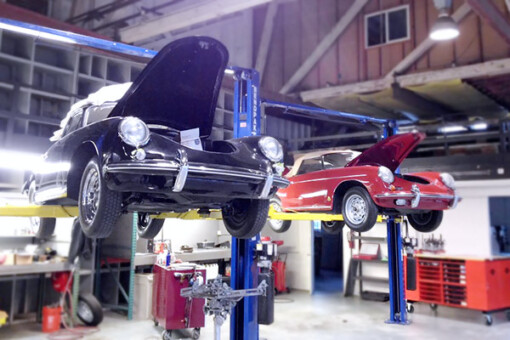 Air cooled Porsche maintenance at the downtown Portland Matrix location