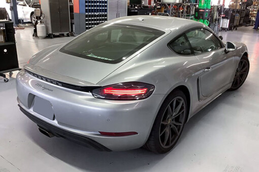 Porsche 911, Boxster, Cayman, Cayenne, Panamera and Porsche Macan repair and maintenances services by mechanics at JB Import Automotive Repair near St. Petersburg, FL.