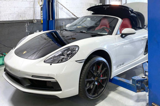 Porsche 911, Boxster, Cayman, Cayenne, Panamera and Porsche Macan repair and maintenances services by mechanics at Foreign Affairs Auto near Atlanta, FL.