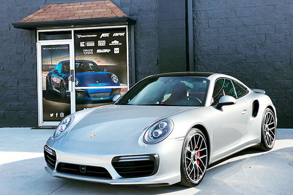 Porsche repair shop SLM Auto Care provides repair, maintenance and servcie for Porsche cars in Omaha, NE