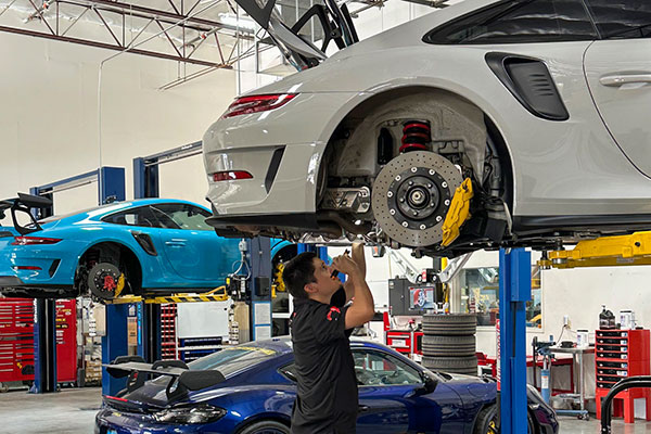 Premier Sportscar Service - Specialist Porsche Maintenance Shop serving Las Vegas, NV