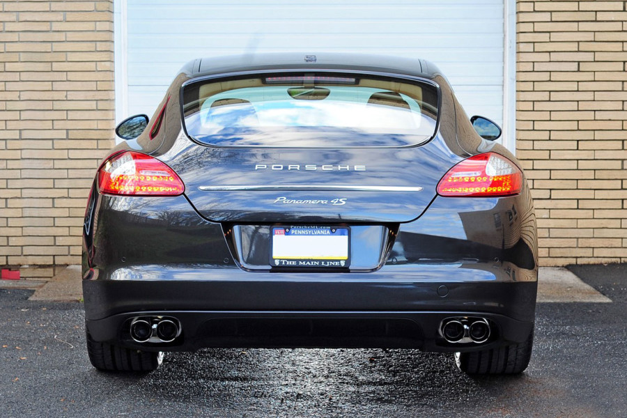 Exhaust up grade for Porsche Panamera V8