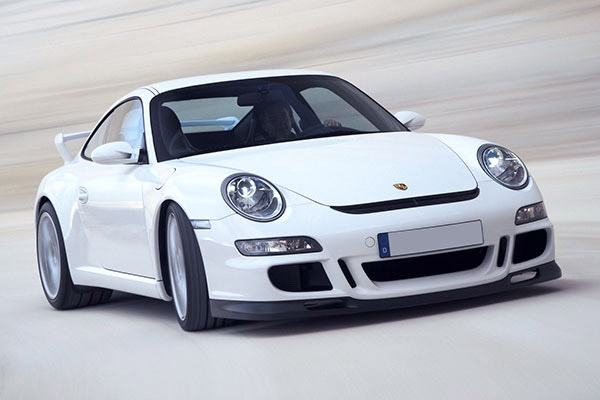 Porsche 911 GT3 997 maintenance or service schedule intervals with details of the time and mileage intervals or maintenance items to replace. We include the original Porsche maintenance schedule and some additional recommended maintenance intervals for your 911 GT3 997.