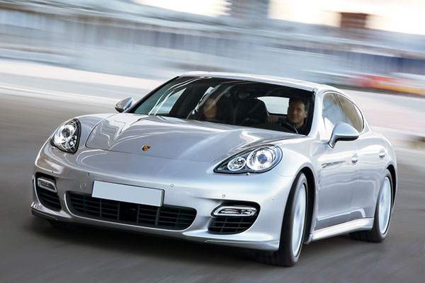 Porsche Panamera 970 maintenance or service schedule intervals with details of the time and mileage intervals or maintenance items to replace. We include the original Porsche maintenance schedule and some additional recommended maintenance intervals for your Panamera 970.
