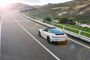 New Porsche 911 GTS for 2022