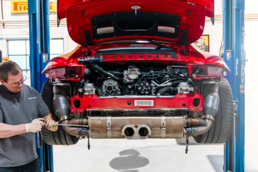 Independent Porsche Mechanics Blue Chip a specialist Porsche repair shop in Colorado.