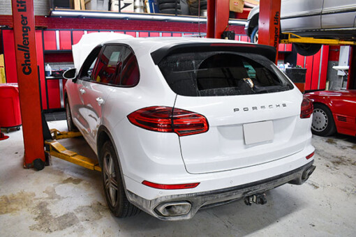 Porsche 911, Boxster, Cayman, Cayenne, Panamera and Porsche Macan repair and maintenances services by mechanics at Bennett Motor Werks near Dallas, TX.