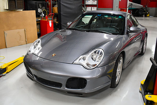 Recommended Porsche repair shop Bennett Motor Werks provides repair, maintenance, and service for Porsche cars in Dallas, TX.