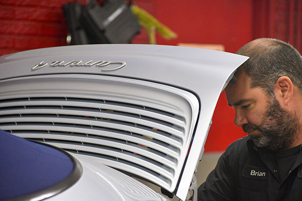 Independent Porsche repair shop Bennett Motor Werks offers maintenance services for all Porsche cars near Dallas, TX.