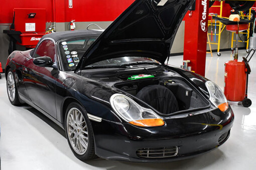 Porsche maintenance by Bennett Motor Werks of Dallas, TX providing services for Porsche 911, Boxster, cayman, cayenne, Panamera and Porsche Macan.
