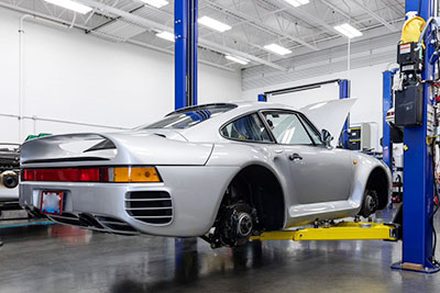 Porsche repair shops and Porsche specialists in Arizona