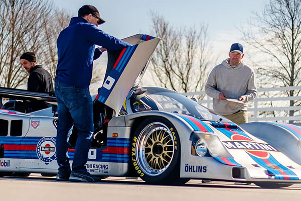Independent Porsche GT Mechanics Redstone Performance Engineering a specialist Porsche GT repair shop in Indiana.