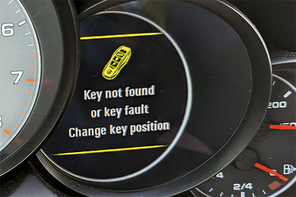 Porsche key not found or key fault message