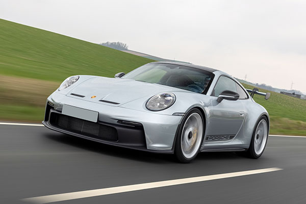 Porsche 911 GT3 992 maintenance and service guide