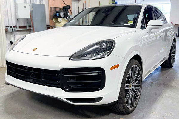 Recommended Porsche repair shop Low Country Euro provides repair, maintenance and service for Porsche cars in Charleston, SC.