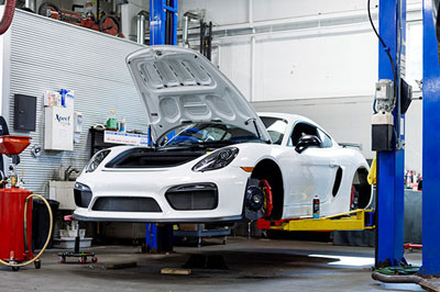 Porsche repair shops in Illinois