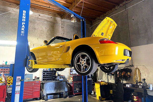 Recommended Porsche repair shop German Autowerke provides repair, maintenance, and service for Porsche cars in Oceanside, CA.