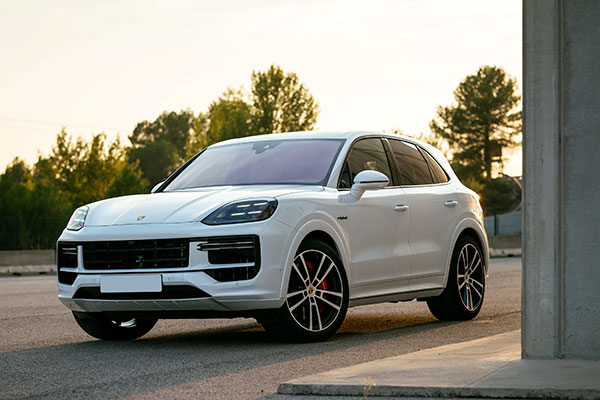 Porsche Cayenne maintenance service costs and advice