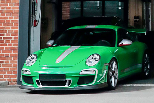 Safety and maintenance inspection 911 GT3 997