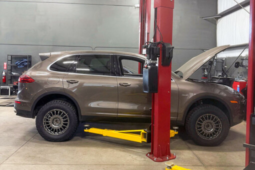 Independent Porsche repair shop Nine Sport Motorwerks offers maintenance services for all Porsche cars near Orlando, FL.