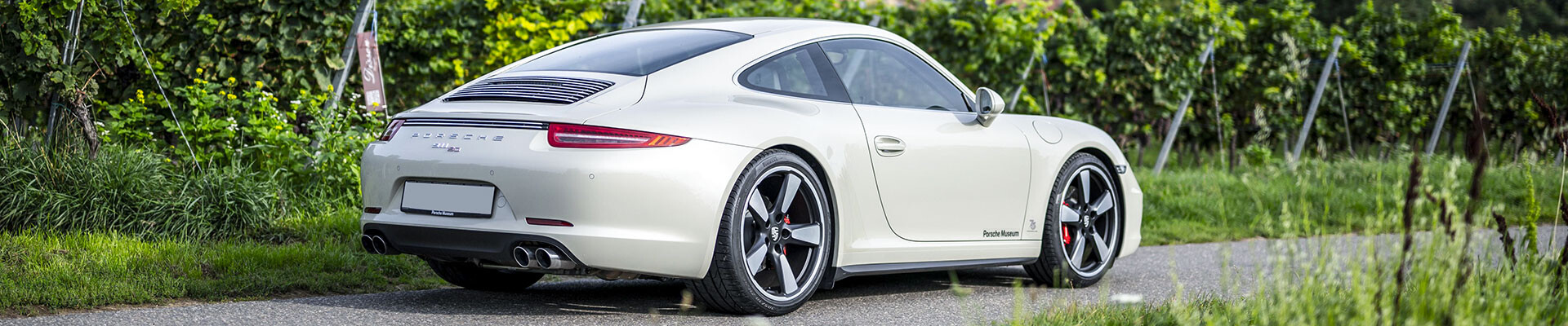 Porsche Carrera 911 991 maintenance service schedule explained