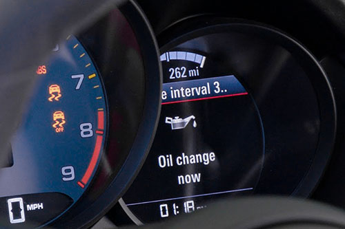Porsche maintenance service indicator or dash message