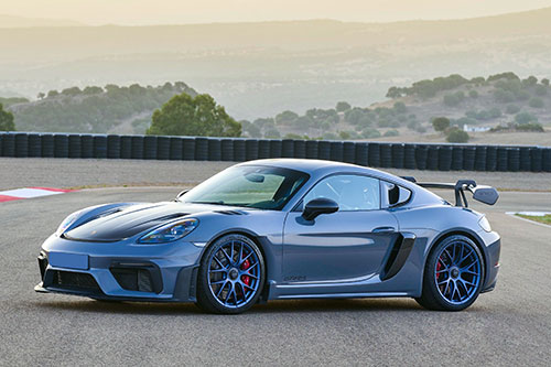 982 Cayman 718 GT4 and GT4 RS