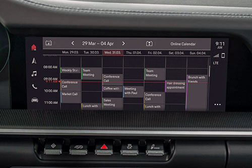 Porsche PCM with connect plus
