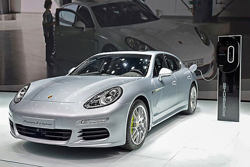 Panamera 970 buyers guide - hybrid models.