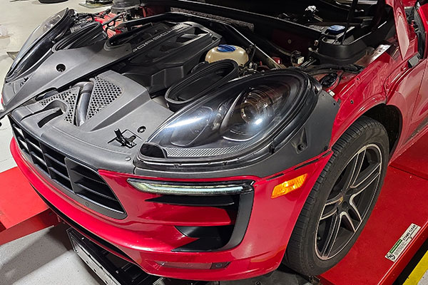 Porsche Repair Shop near Snohomish, WA, AV Auto & Track specializes in Porsche repair, maintenance and tuning.