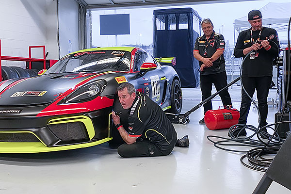 Independent Porsche Mechanics Premier Racing a specialist Porsche repair shop in Nevada.